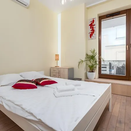 Solec 24 By Homeprime Apartment *